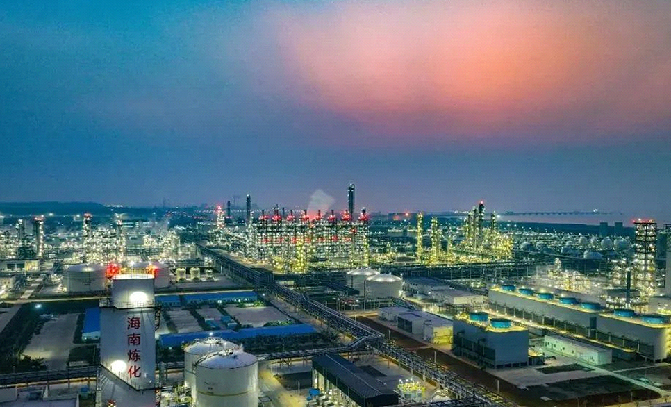 突破海南乙烯工业零的突破！必发888赋能海南炼化打造高端智能绿色一体化离岸石化基地
